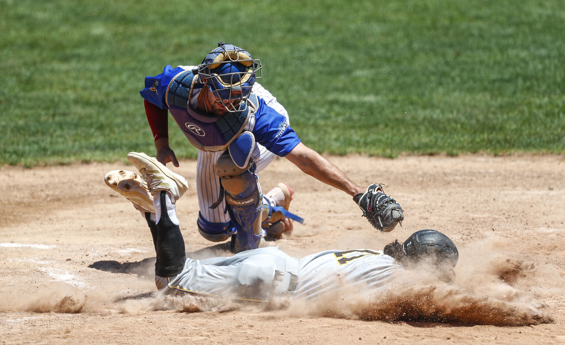 Ball Bucks contra Bismarck 10